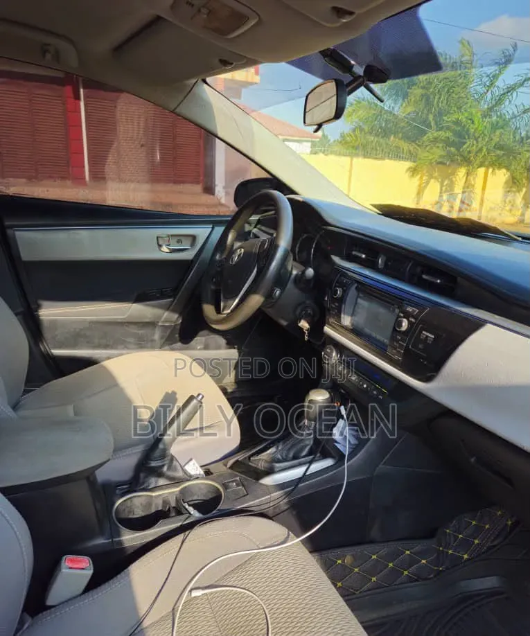 Toyota Highlander 2018 Gold