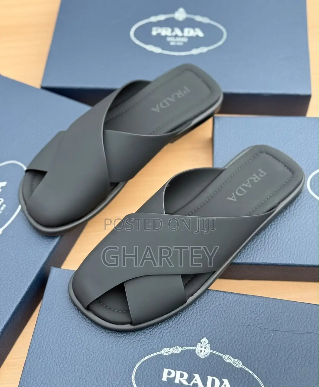 Men’s High Quality Leather Casual Prada Slippers