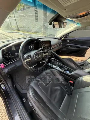 Hyundai Elantra Limited 2021 Black