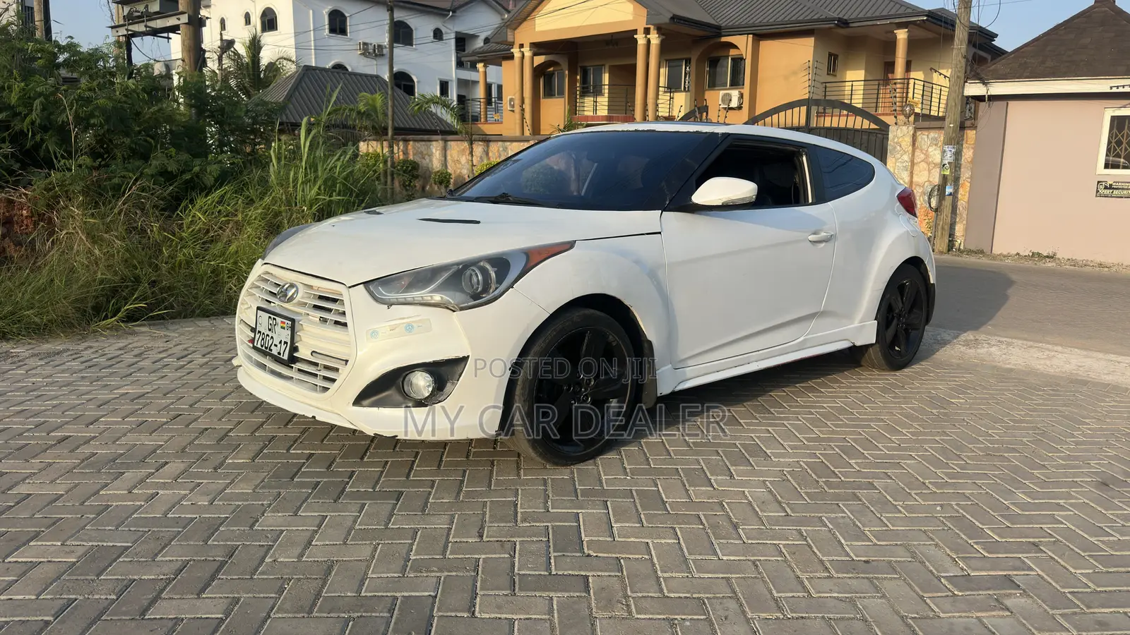 Hyundai Veloster Automatic 2012 White