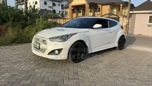 Hyundai Veloster Automatic 2012 White