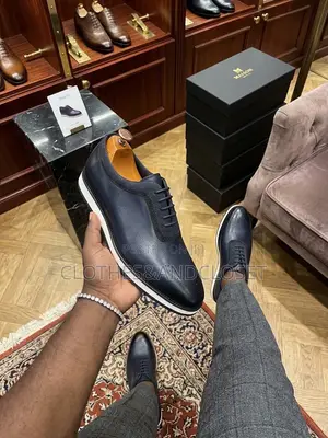 A Pair of Navy Blue Leather Men's Easywear Shoes