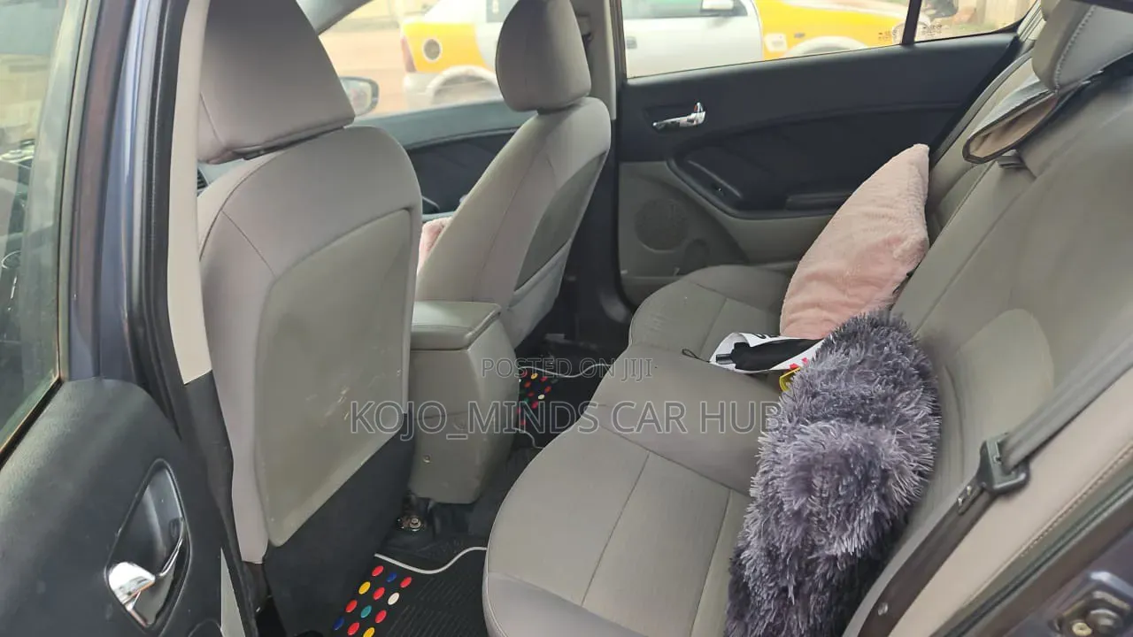 Kia Forte LX Sedan 2016 Gray