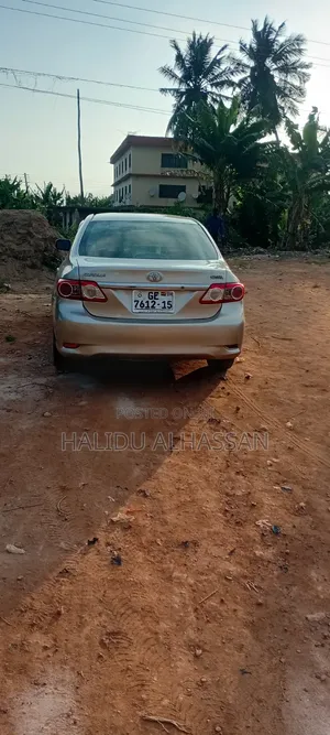 Toyota Corolla 2013 Silver