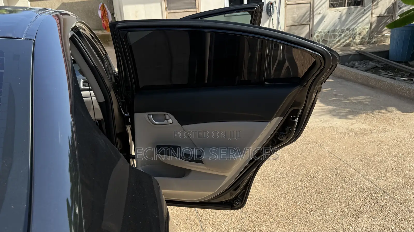 Honda Civic LX 4dr Sedan (1.8L 4cyl CVT) 2014 Black