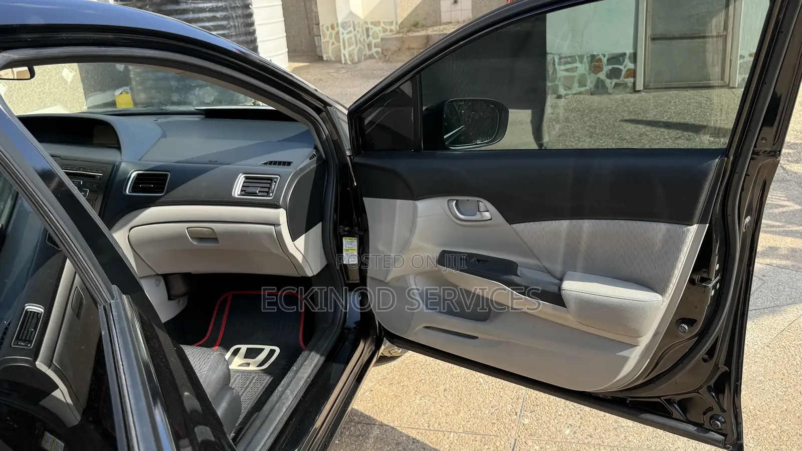 Honda Civic LX 4dr Sedan (1.8L 4cyl CVT) 2014 Black