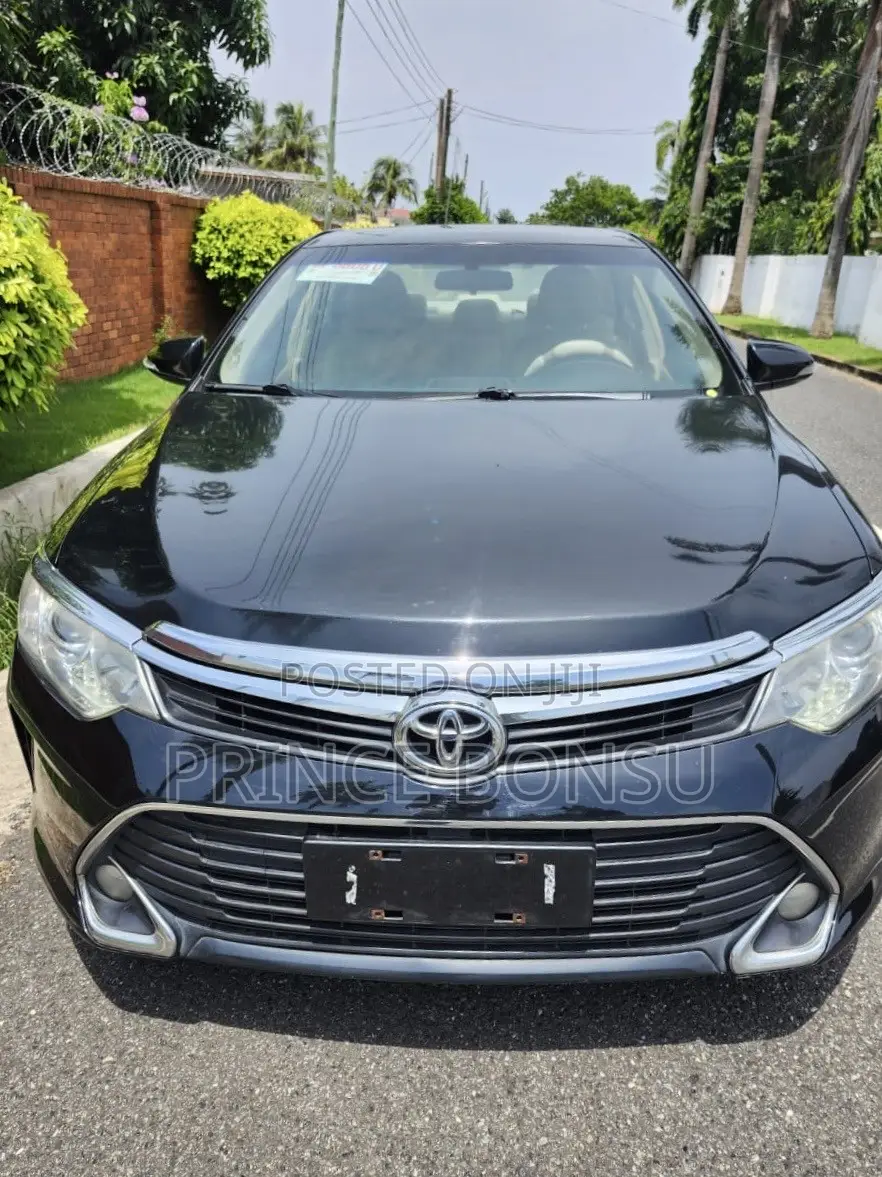 Toyota Camry 2016 Black