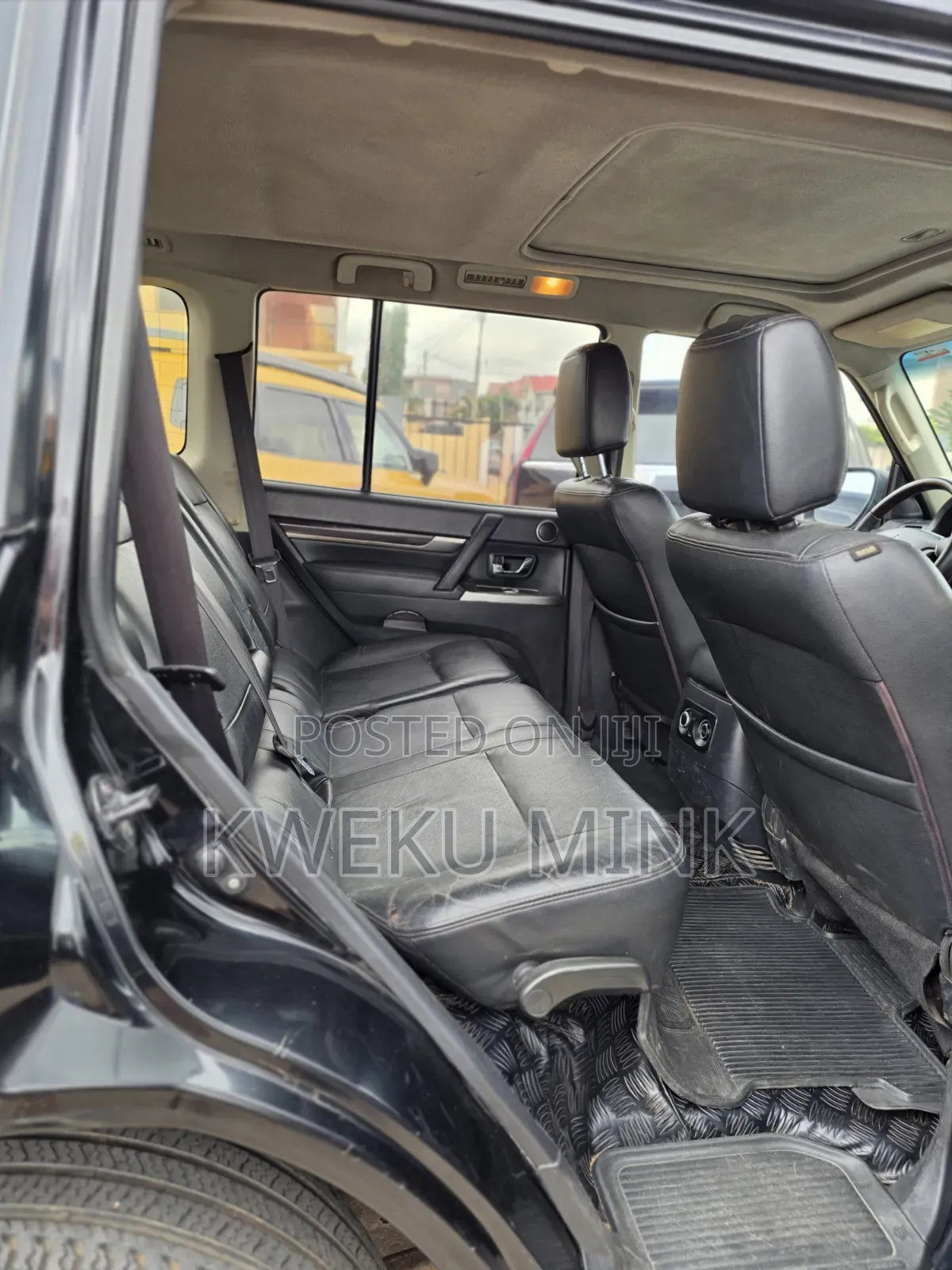 Mitsubishi Pajero 2016 Black