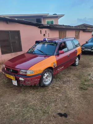 Opel Astra 2001 Red
