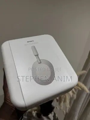 Sony WH-1000XM5