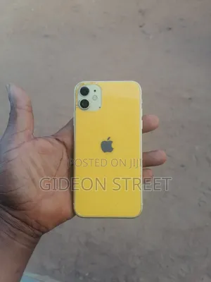 Apple iPhone 11 64 GB Yellow