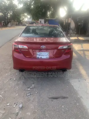 Toyota Camry 2014 Red