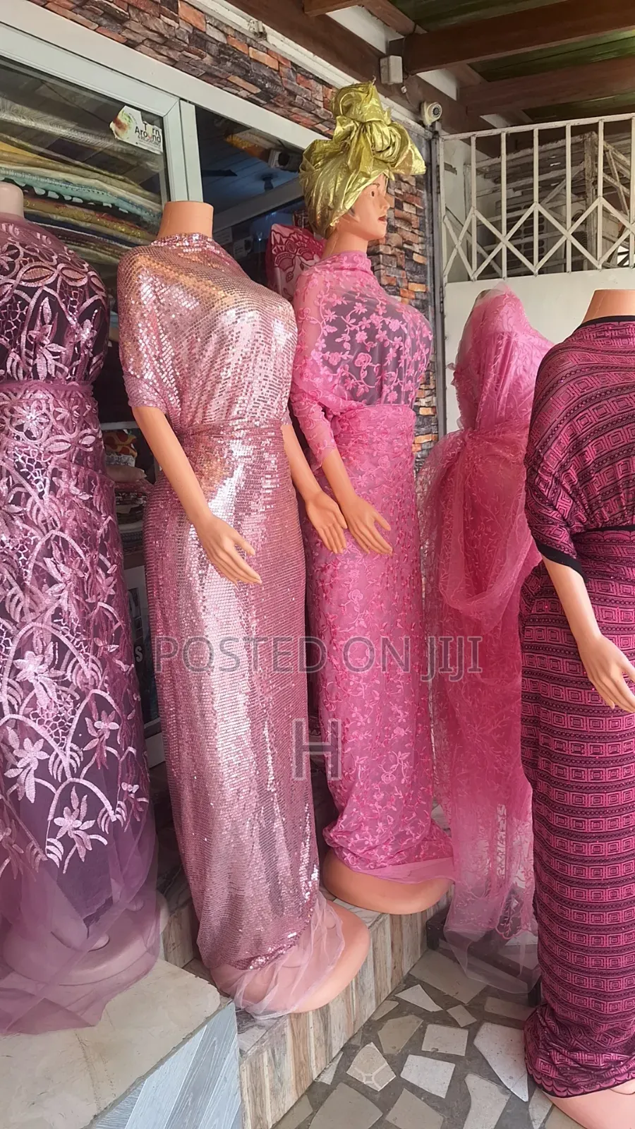 Lace in Fabrics