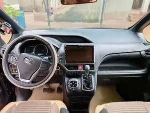 Toyota Voxy X 2WD 7-Seater 2015 Black
