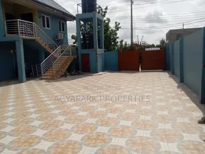 6bdrm House in Sapeiman, Amasaman for rent
