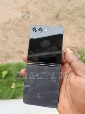 Samsung Galaxy Z Flip 5 256 GB Black
