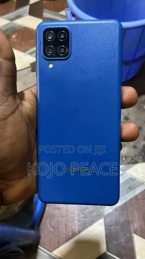 Samsung Galaxy A12 128 GB Blue