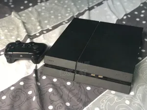 PS4 Standard 6 Games. Includes EAFC 27