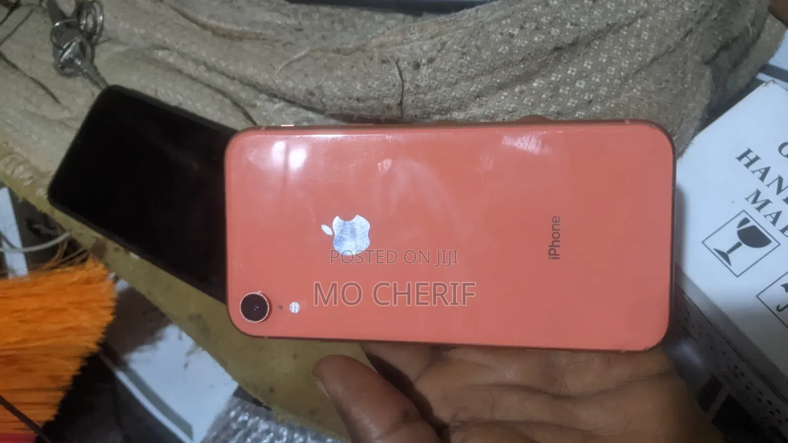 Apple iPhone XR 64 GB Red