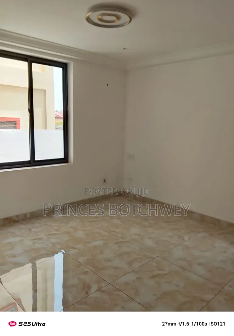 2bdrm Apartment in Ashongman Estates, Police Station for rent