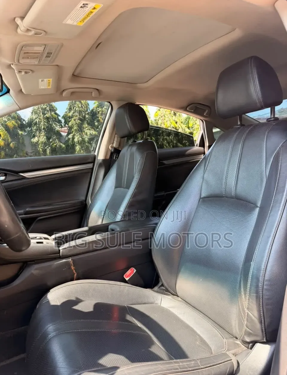 Honda Civic Touring 4dr Sedan (1.5L 4cyl) 2017 White