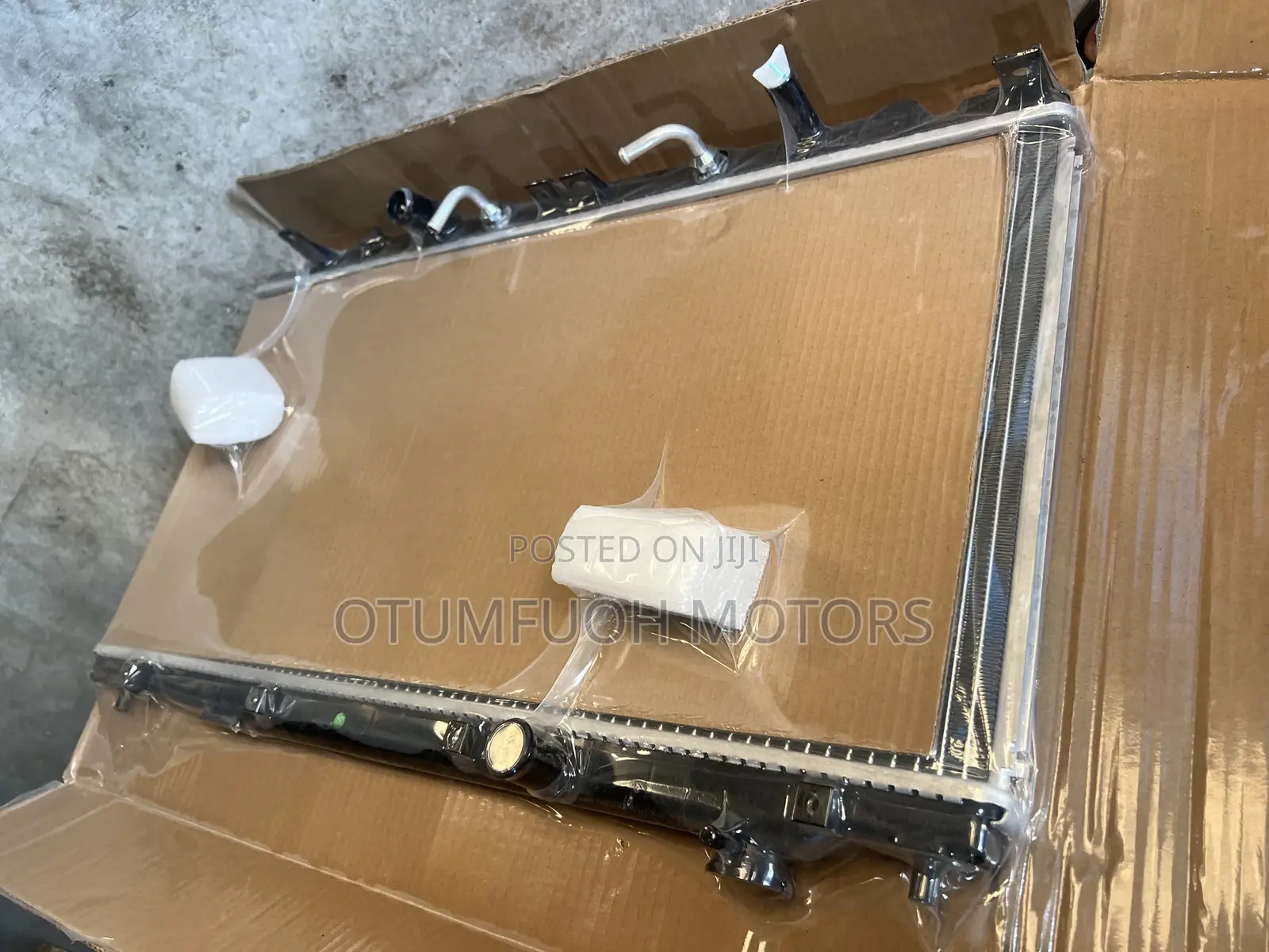 Honda Fit 2008 2009 2010 2011 2012 2013 Radiator (Water Tank)