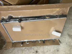 Honda Fit 2008 2009 2010 2011 2012 2013 Radiator (Water Tank)