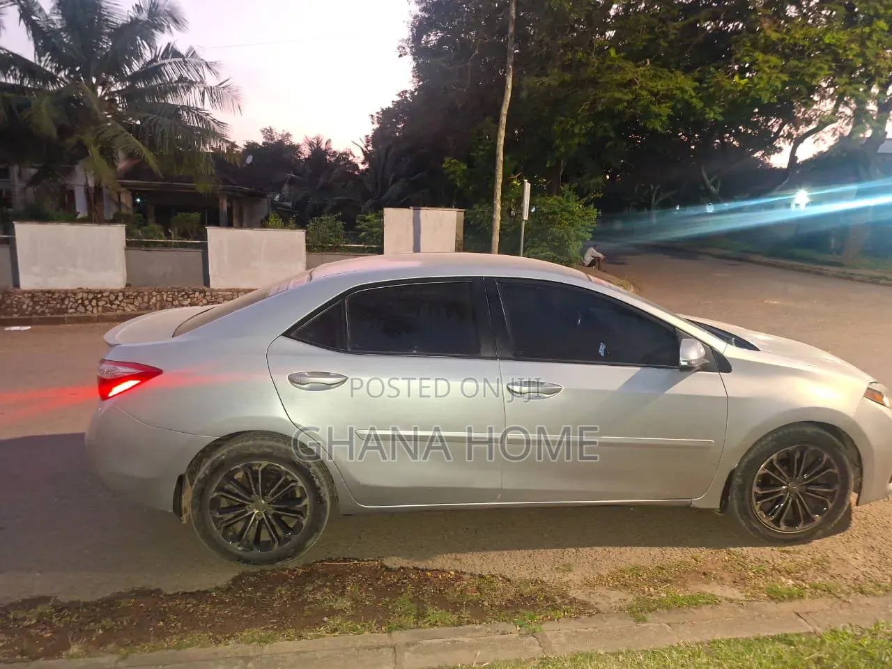 Toyota Corolla 2016 Silver