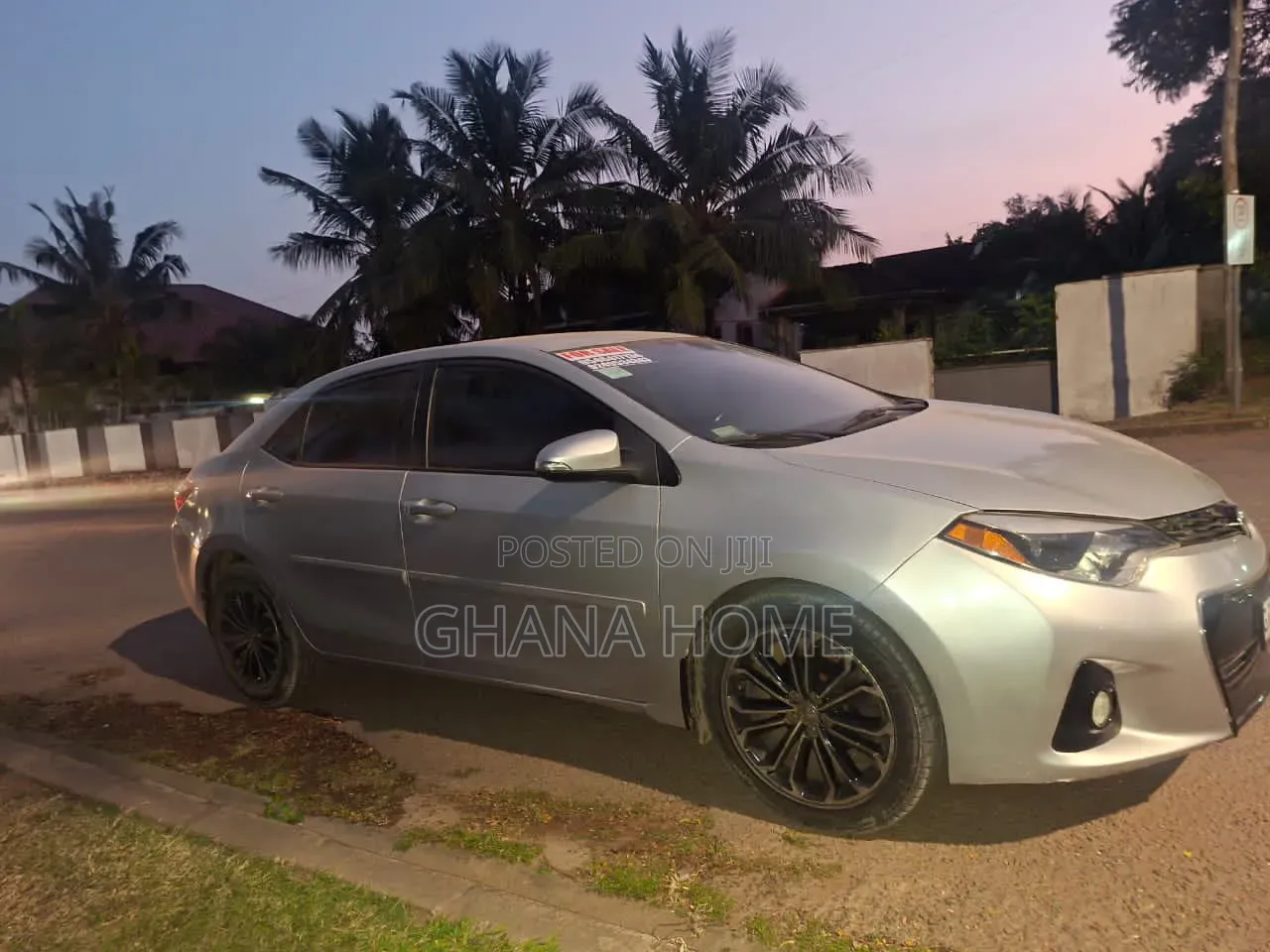 Toyota Corolla 2016 Silver
