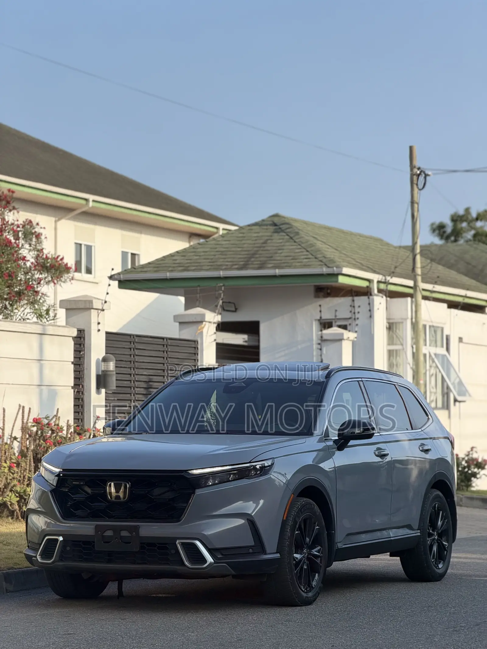 Honda CR-V Hybrid 2024 Gray