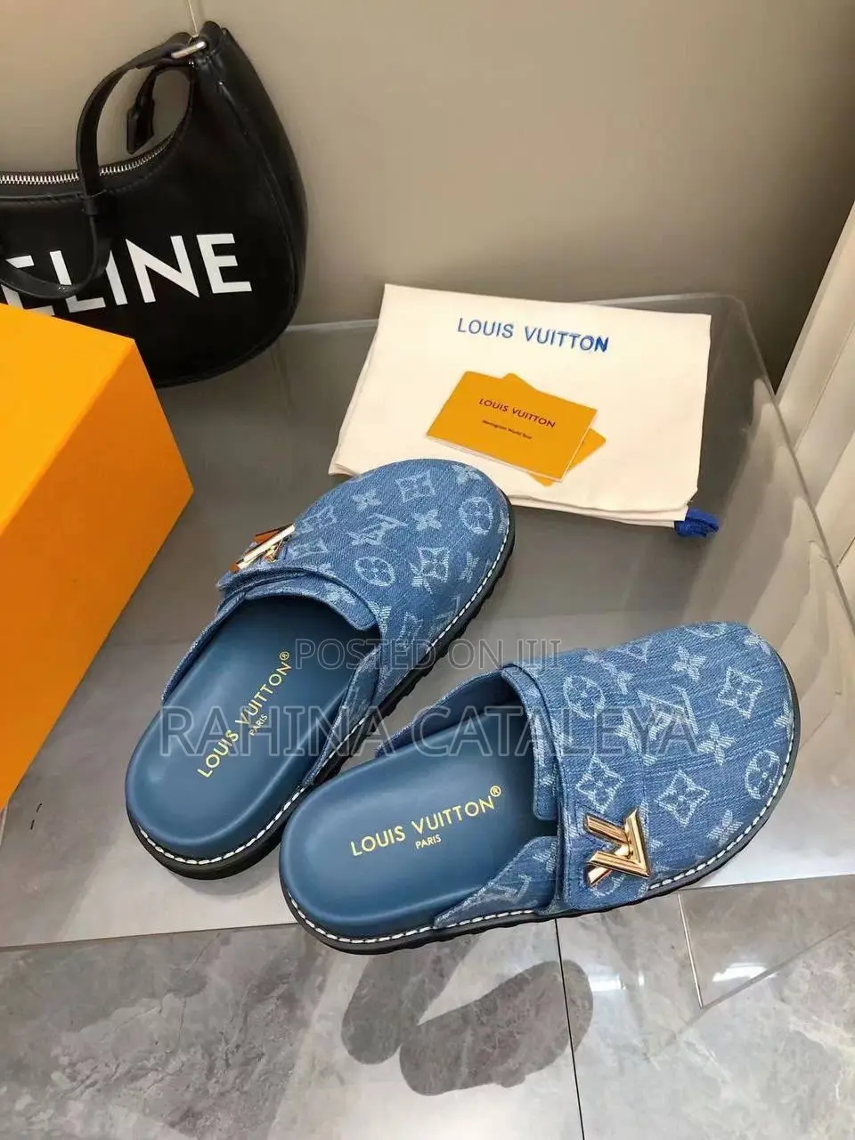 Ladies Luis Vuitton Slides