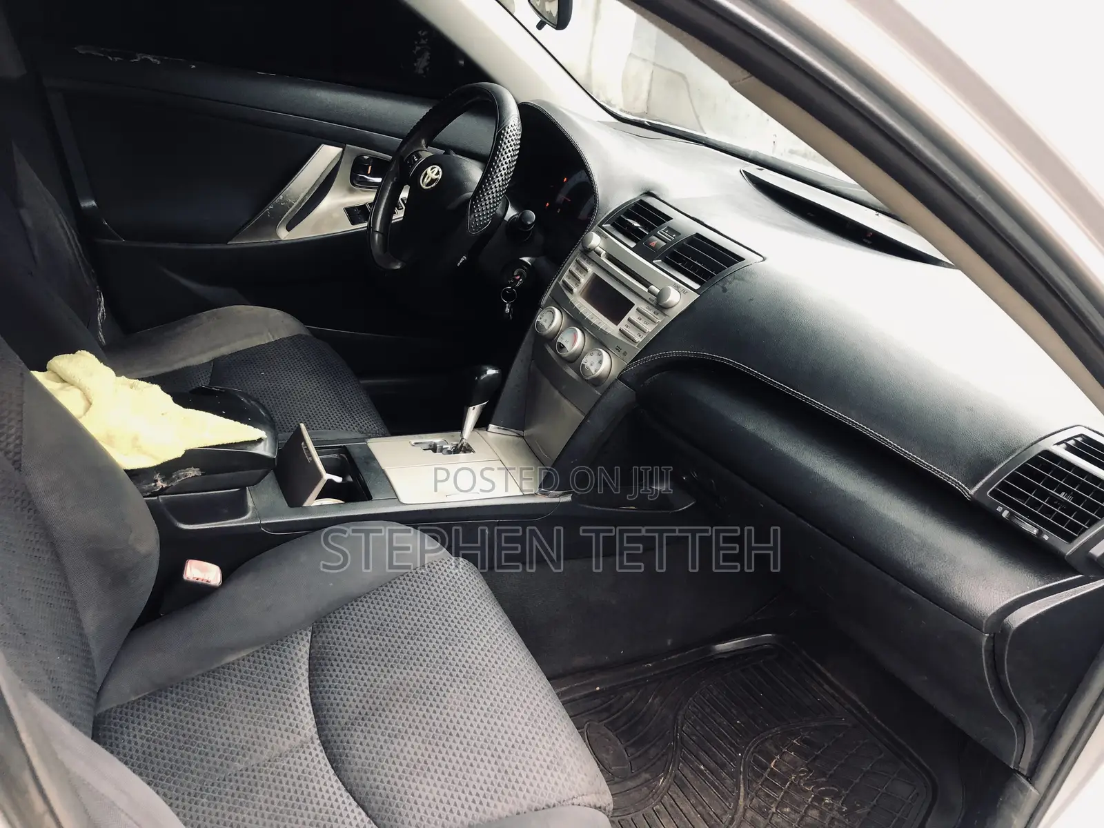 Toyota Camry SE 4dr Sedan (2.5L 4cyl 6A) 2011 Silver