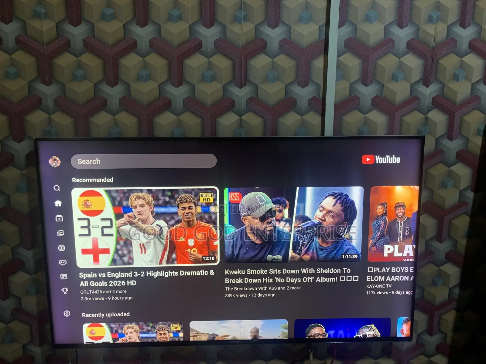 SAMSUNG 55 Inch Ultra HD Smart TV