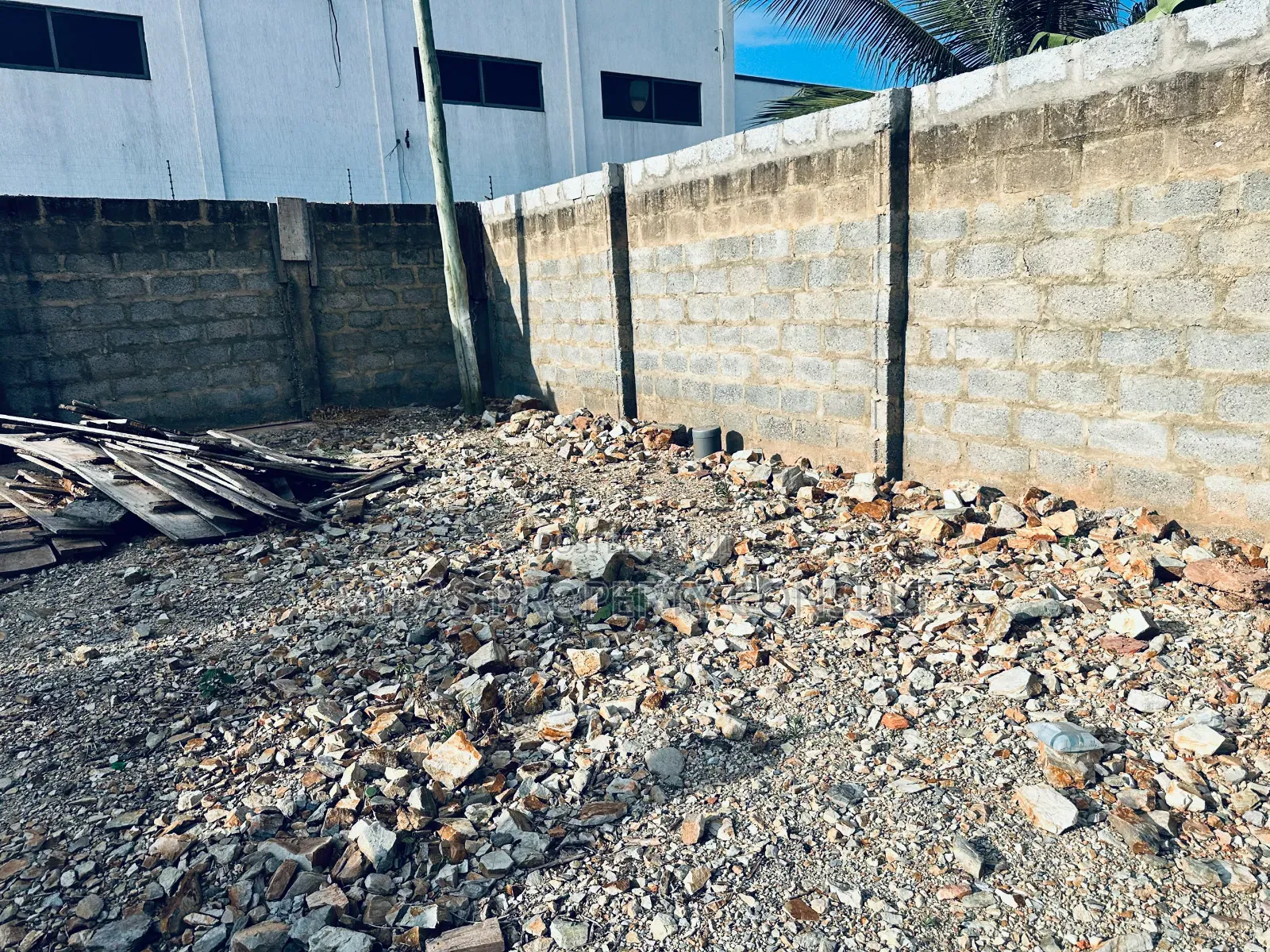 5 Plots of Land for Sale at Oyarifa Kaybee