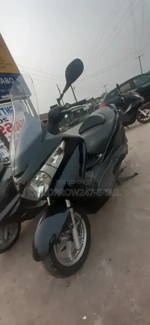 Suzuki Burgman 2020 Black