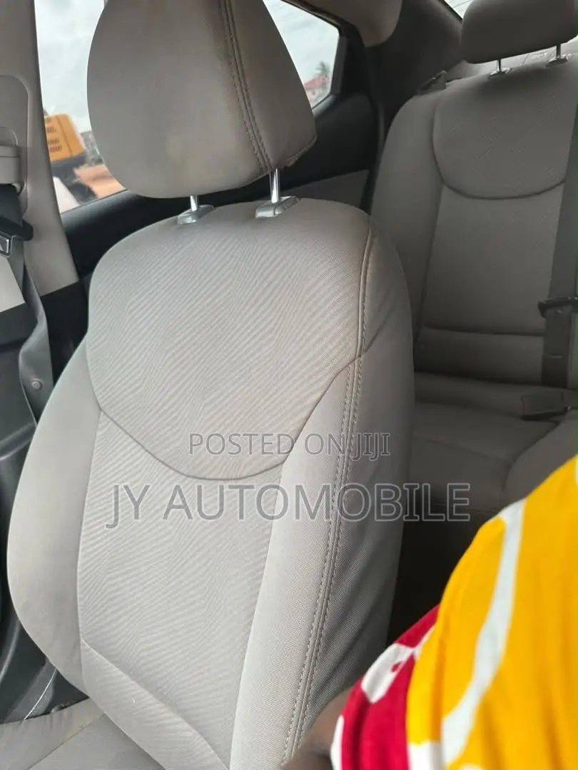 Hyundai Elantra 2013 Blue