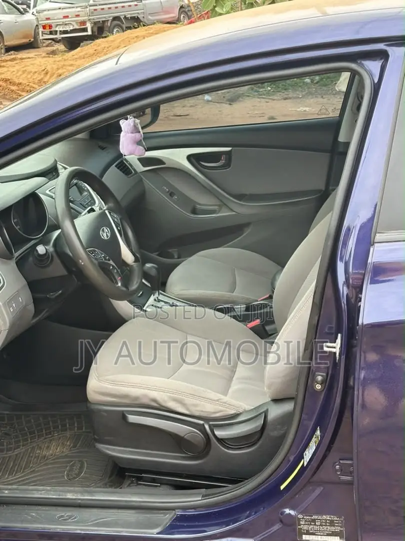 Hyundai Elantra 2013 Blue