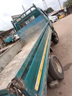 Neat Kia Bongo