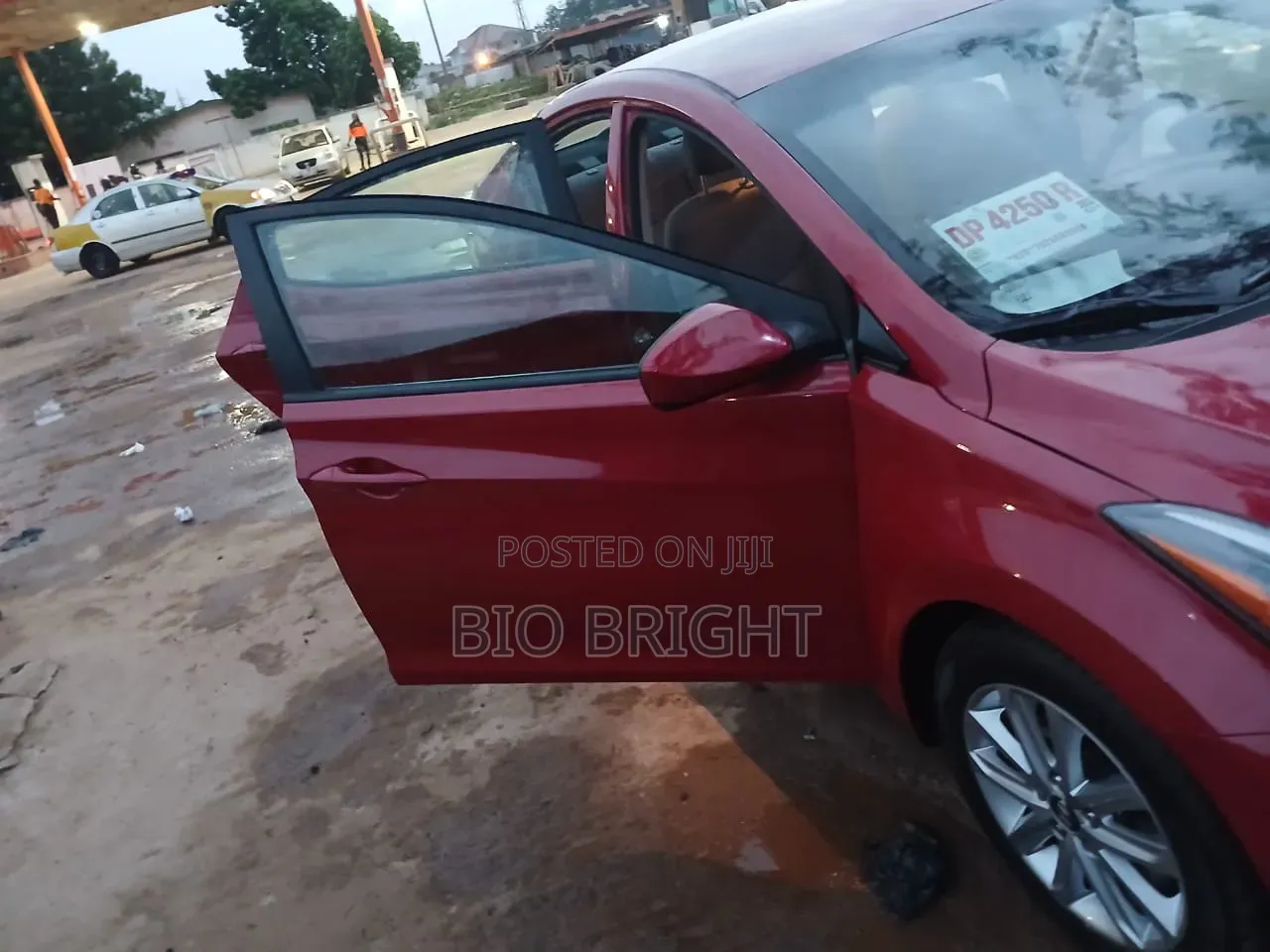 Hyundai Elantra SE 4dr Sedan (1.8L 4cyl 6M) 2015 Red
