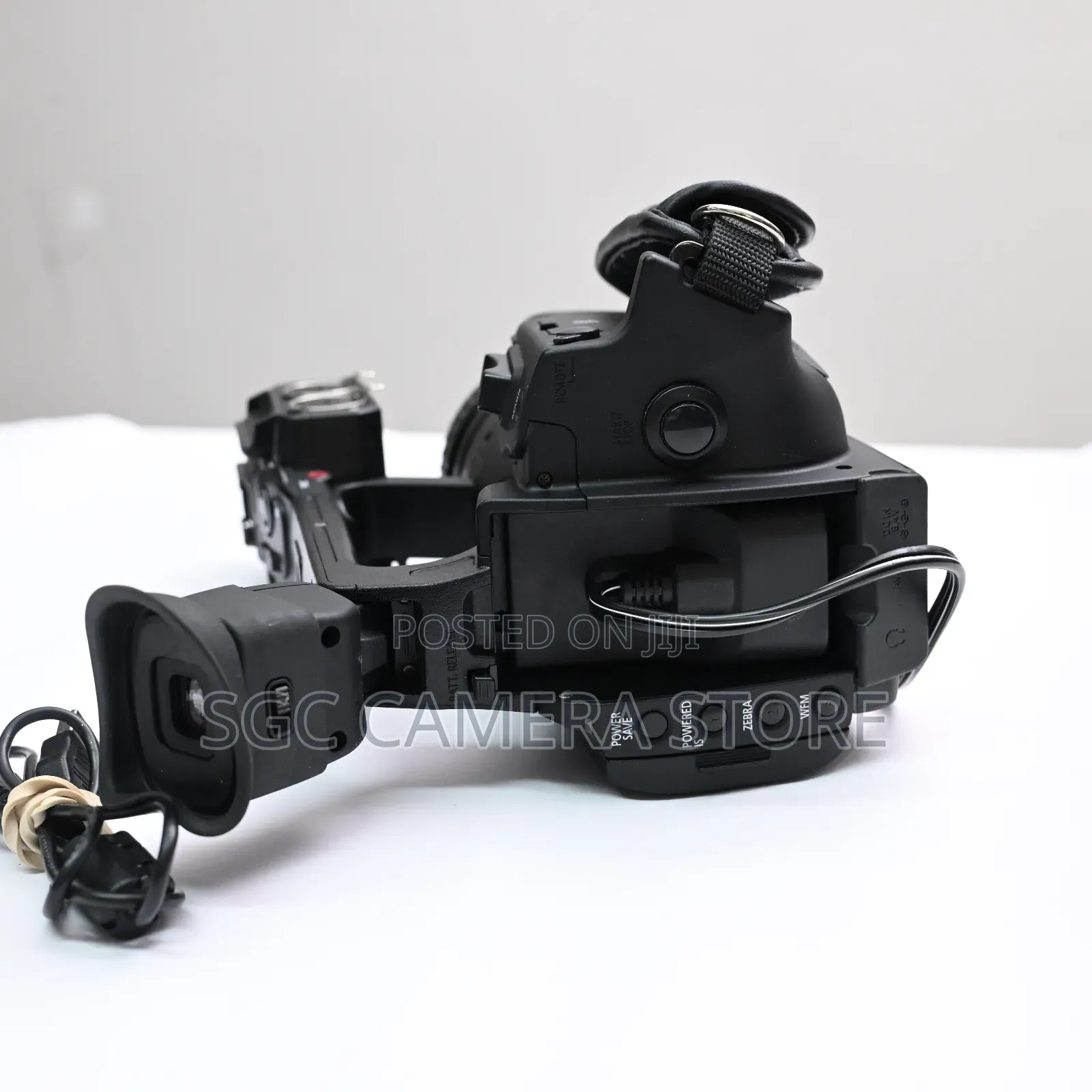 Canon XF100 Camcorder // 8 Months Warranty