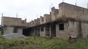 6bdrm Apartment in Okorase - Koforidua, New-Juaben Municipal for sale