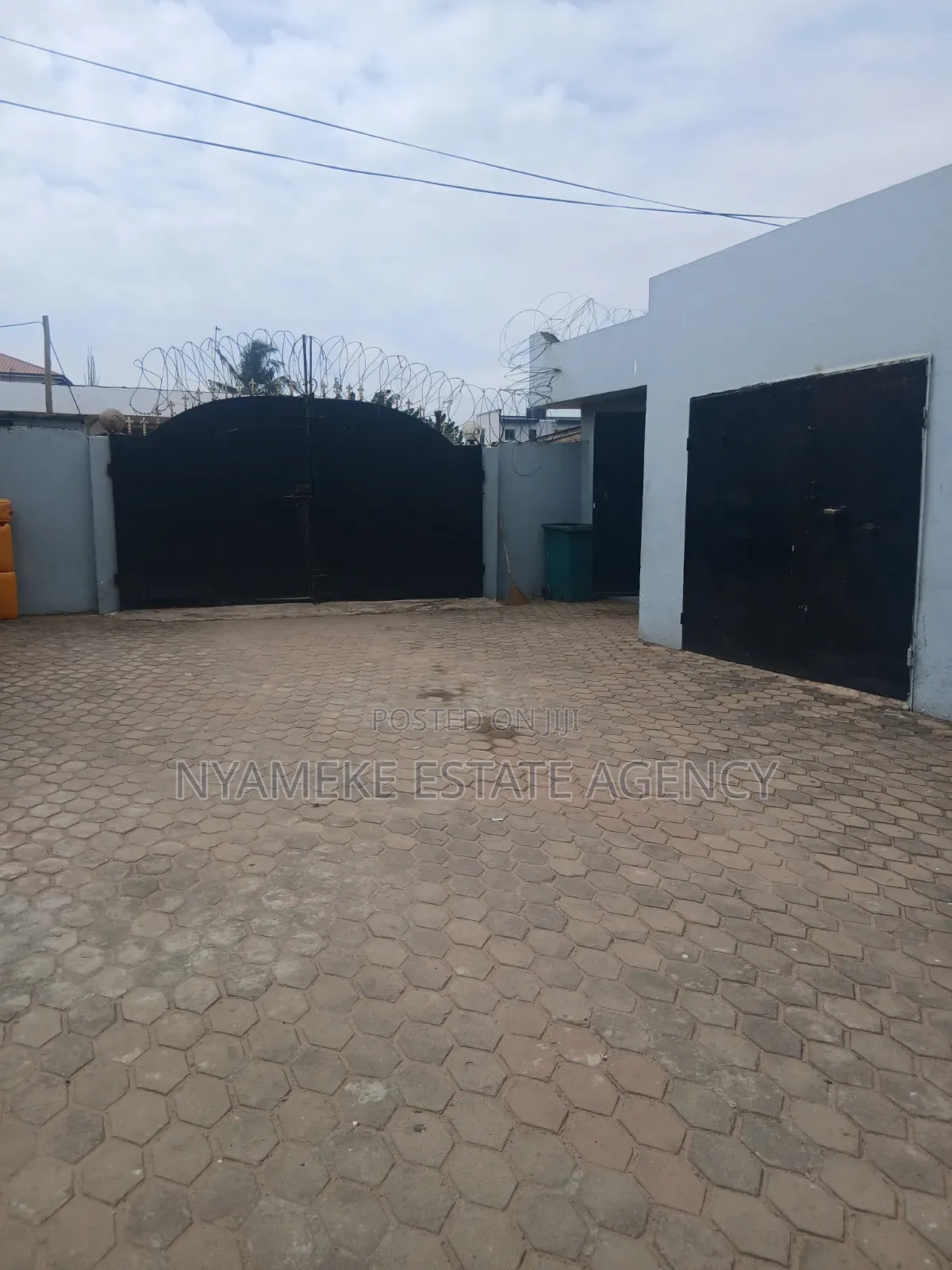 1bdrm Farm House in Karkari, Last Stop for rent