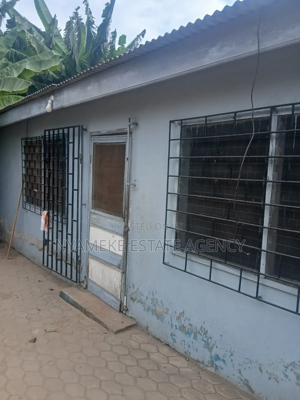 1bdrm Farm House in Karkari, Last Stop for rent