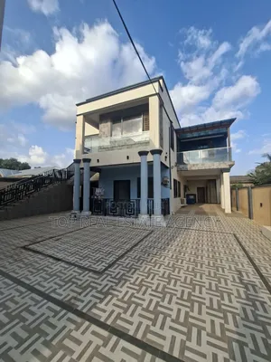 3bdrm Apartment in Pantang Hospital, Barrier for rent