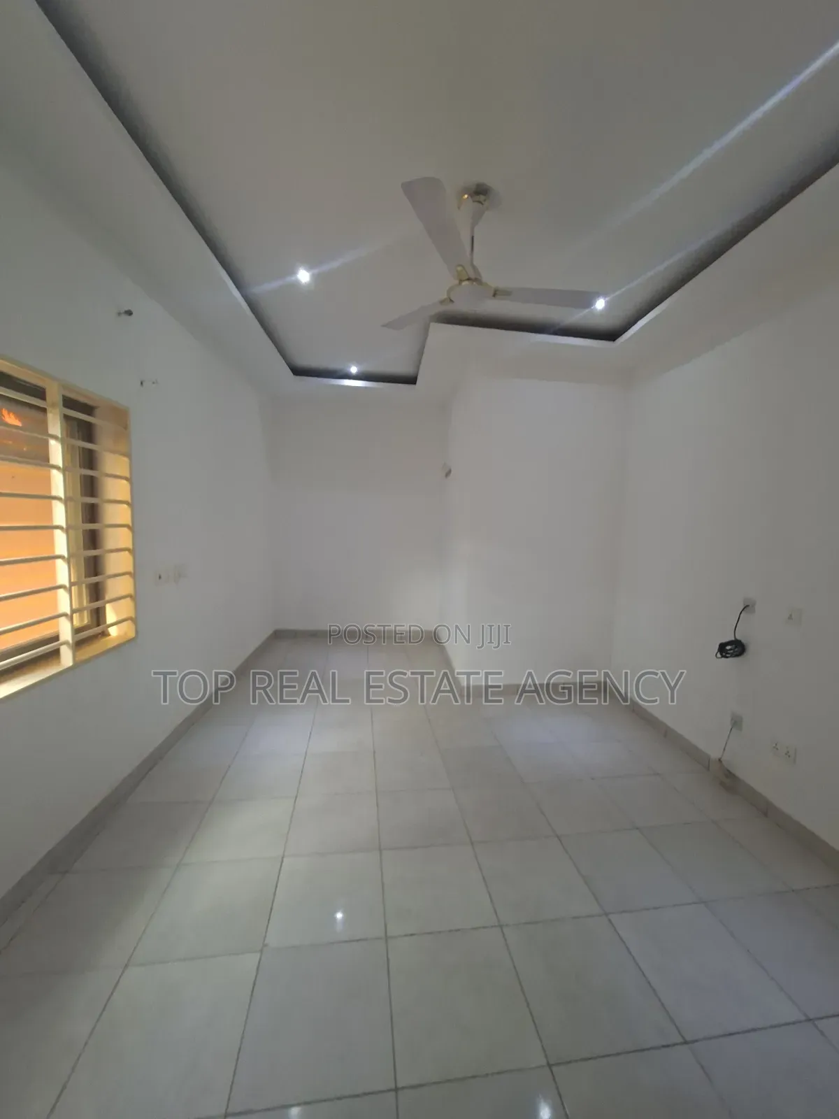 3bdrm Apartment in Pantang Hospital, Barrier for rent