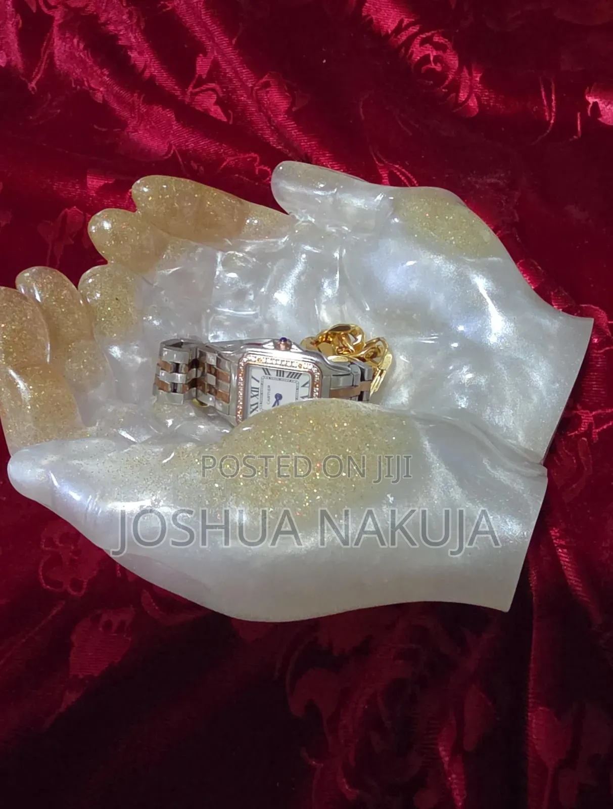 Golden Touch/Desk Display
