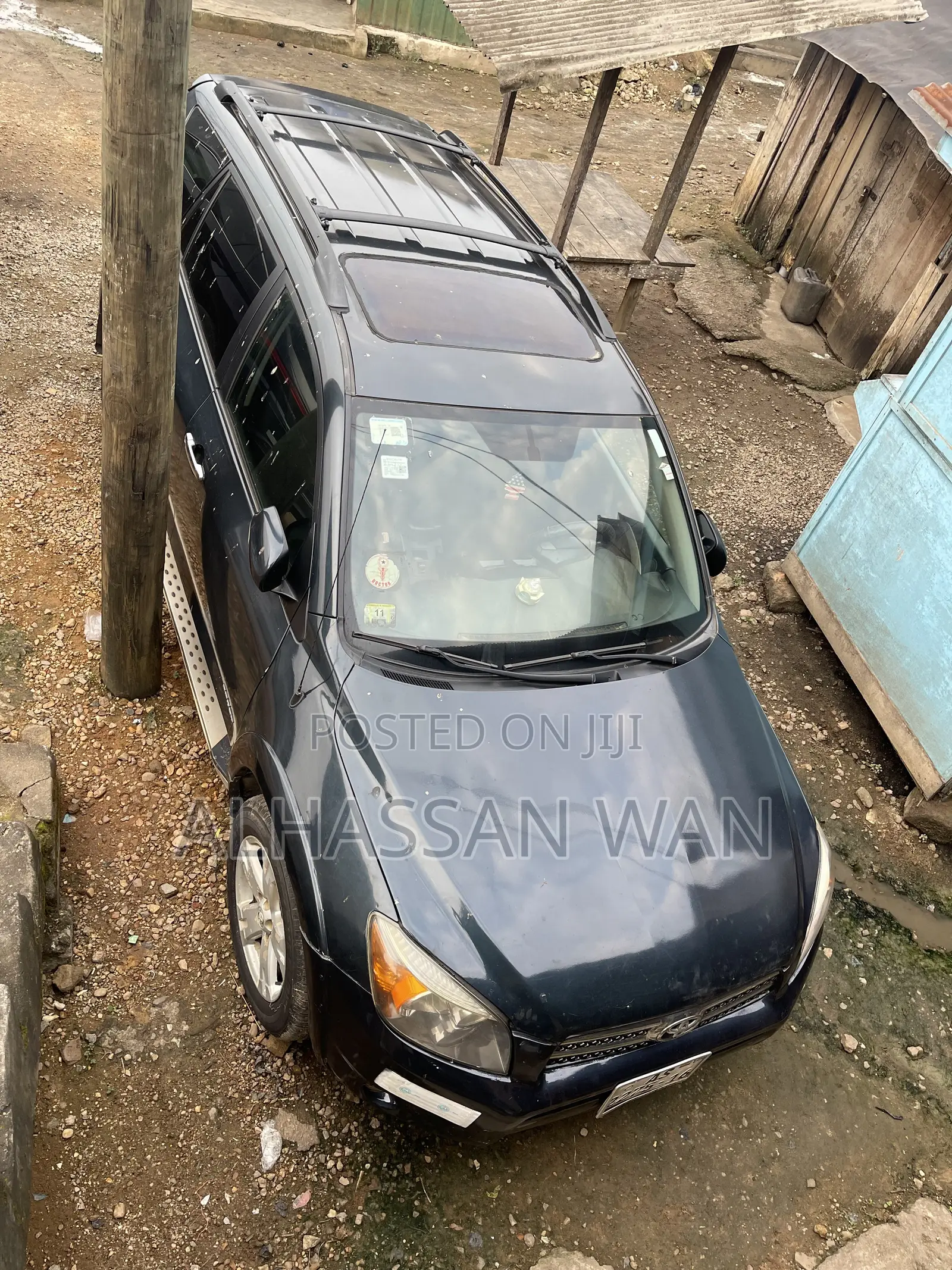 Toyota HiAce 2011 Green
