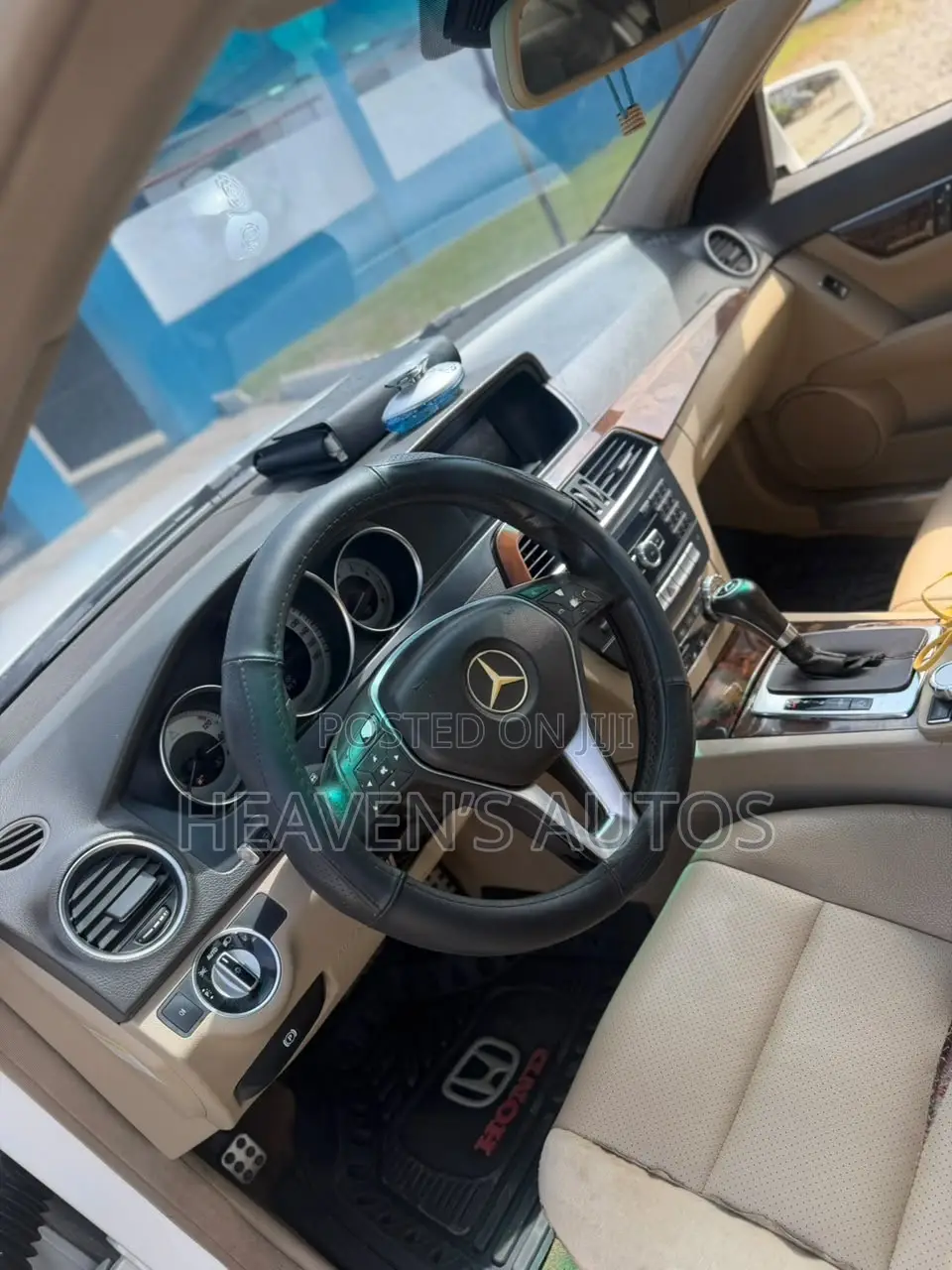 Mercedes-Benz C250 2014 White