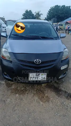 Toyota Yaris 2010 Blue