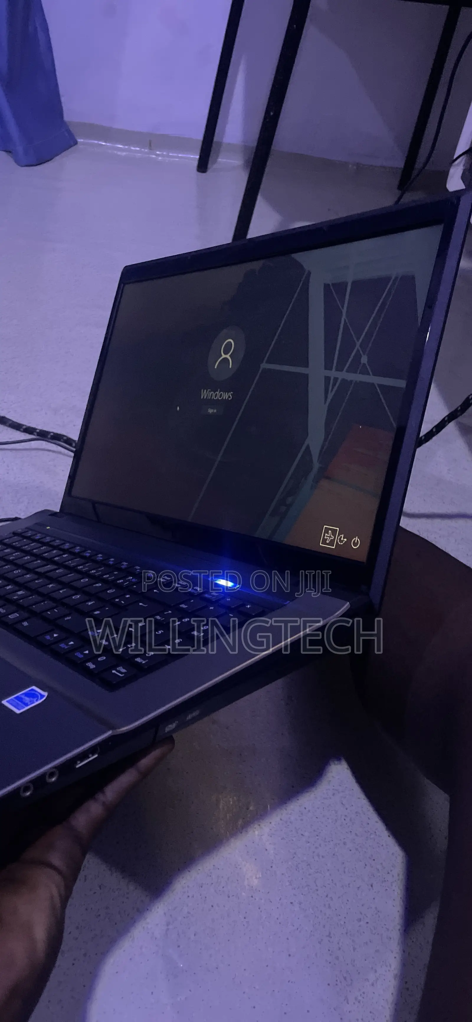 Laptop Trekstor 8GB Intel Celeron HDD 1T